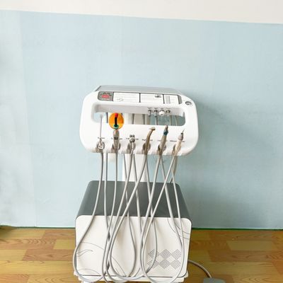 Xưởng Foshan 550W Đơn vị Nha khoa Di động Bán chạy nhất Xe đẩy Điều trị Nha khoa Di động Xe Nha khoa Di động Điện