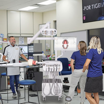 Hệ thống mô phỏng miệng cho đào tạo cao đẳng Hệ thống đào tạo mô phỏng nha khoa tiên tiến với đèn phẫu thuật và máy nén khí