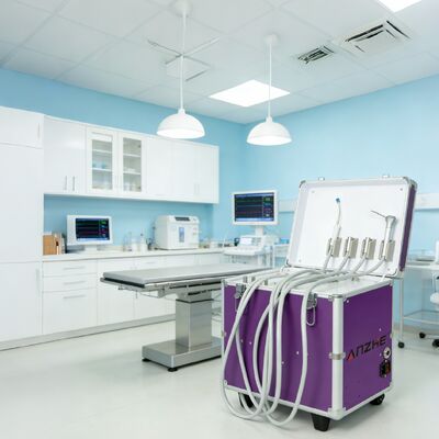 Giá tốt Đơn vị nha khoa di động mini hành lý với máy nén không khí Đơn vị tuabin nha khoa di động Bộ đầy đủ Thiết bị phòng khám nha khoa di động trực tuyến
